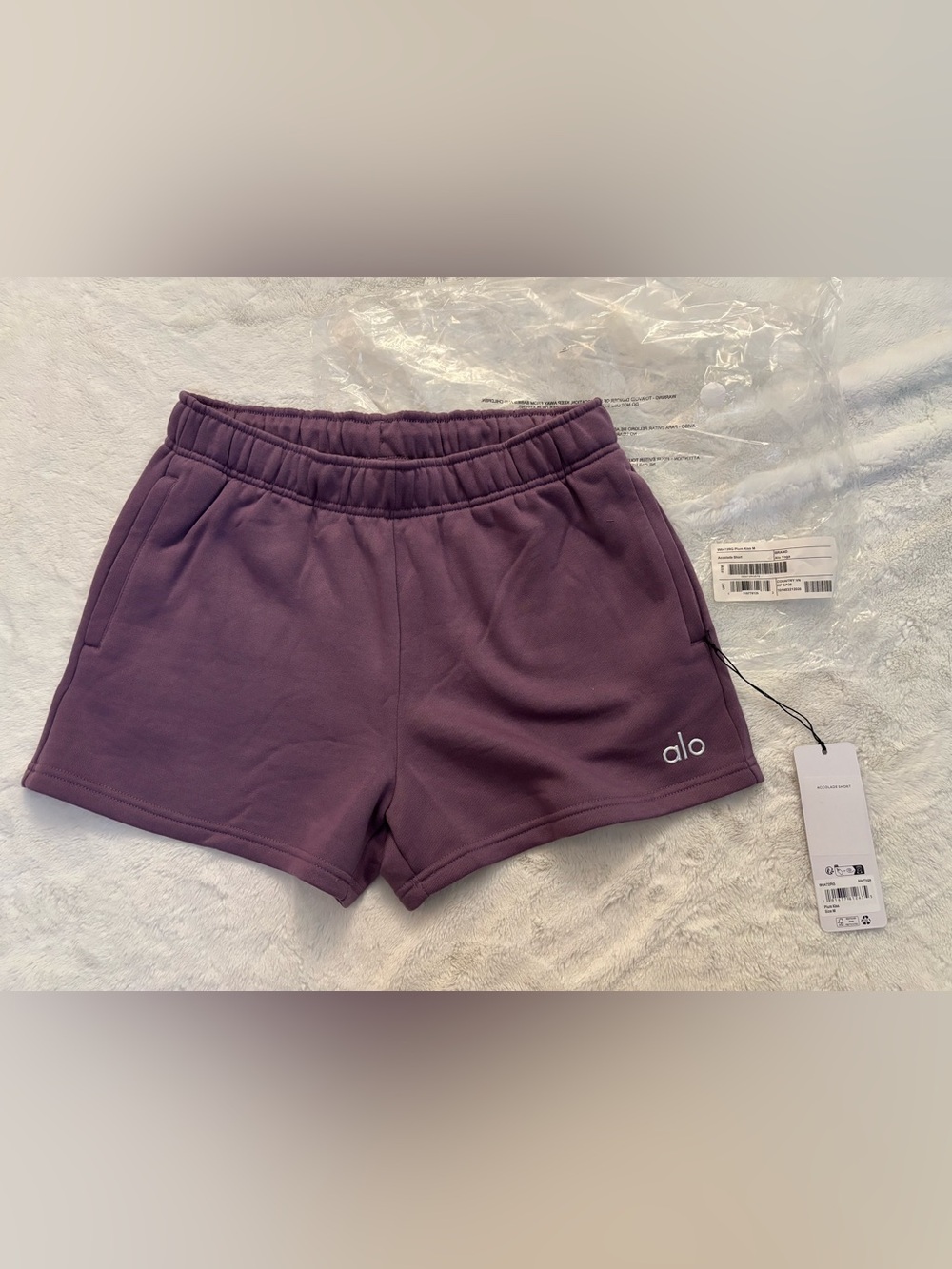 Alo Accolade Shorts Plum Kiss size medium NWT